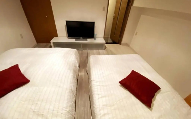 Takemura Building 107