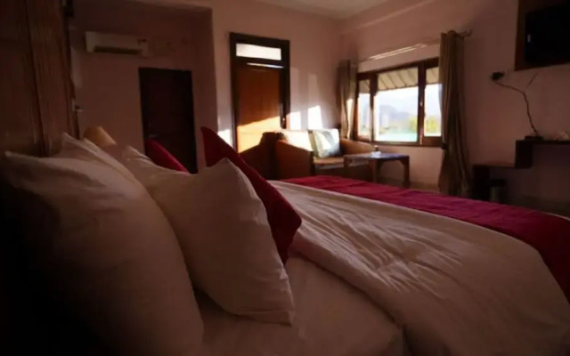 HR Dukes Den Resort