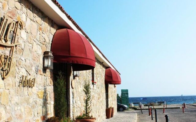 Şonef House Otel