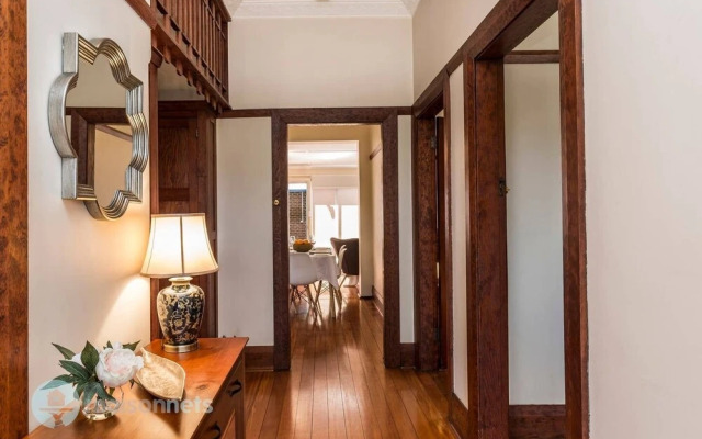 Bathurst 3 Bedroom 2 Bathroom House With Parking