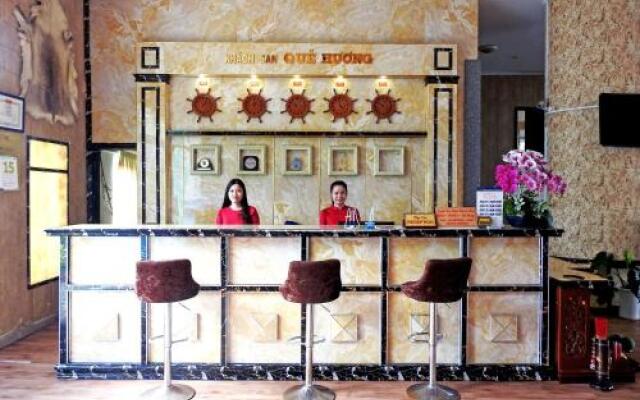 Que Huong Hotel
