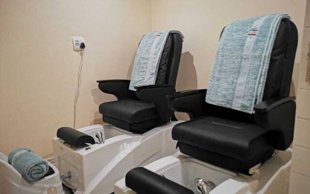 Royal Hills Lodge and Spa