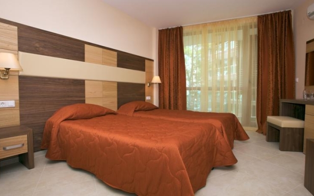 Briz-Seabreeze Hotel