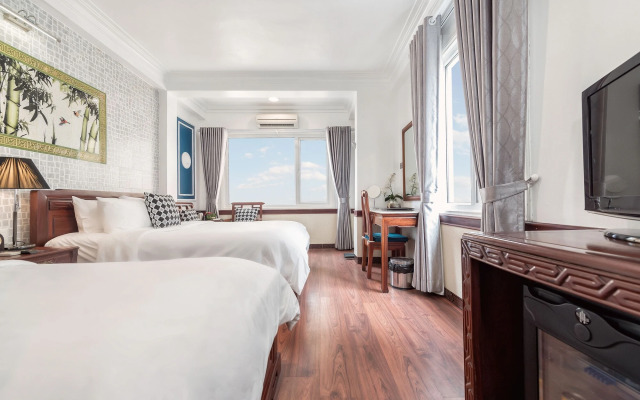 Prince II Hotel