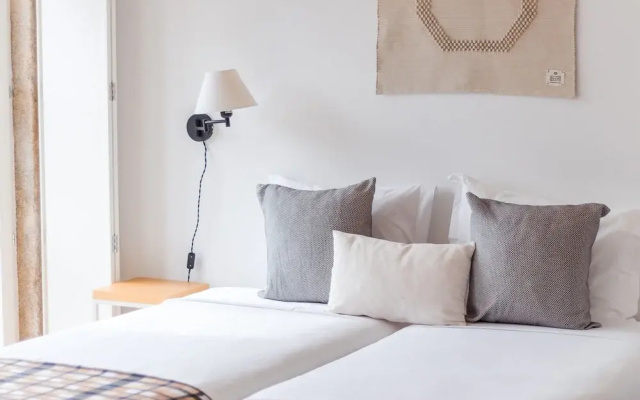 Charming Studio, Ideal for Smaller Groups
