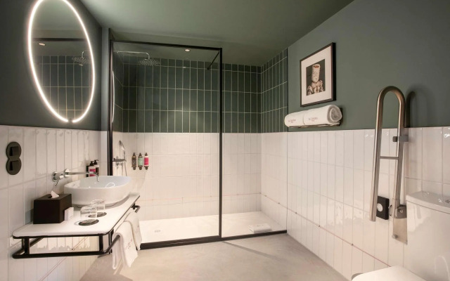 Se Catedral Hotel Porto, Tapestry Collection By Hilton