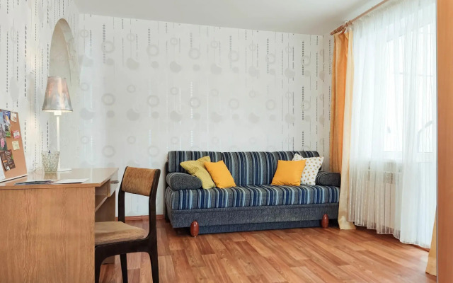 Апартаменты на бульваре Чавайна 18