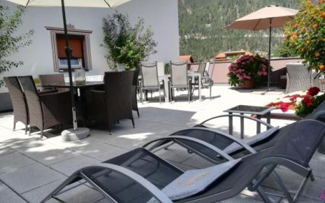 Pension Haus Tirol