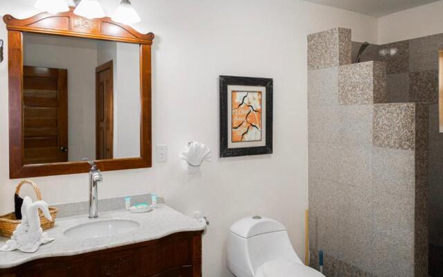 Hol Chan Reef Resort & Villas