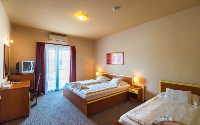 Beach Hotel