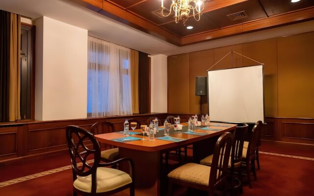 Duja Chalet Ski Center