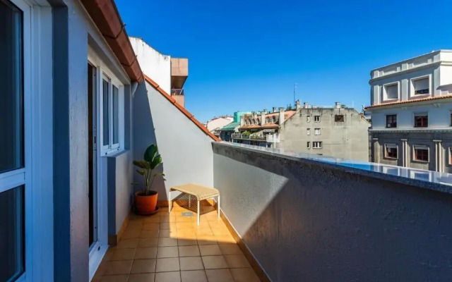 Vigo Bay Apartments by Olala Homes