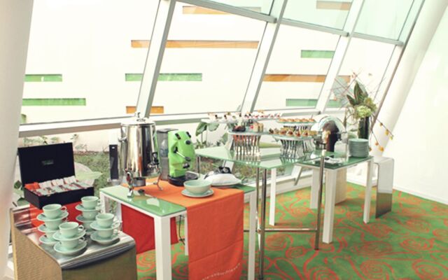 HARRIS Hotel & Conventions Festival Citylink Bandung