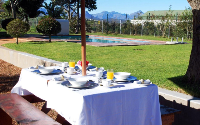 Hoopenburg Guesthouse