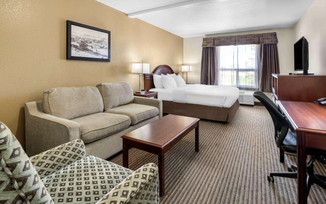 SureStay Plus Hotel by Best Western Drumheller