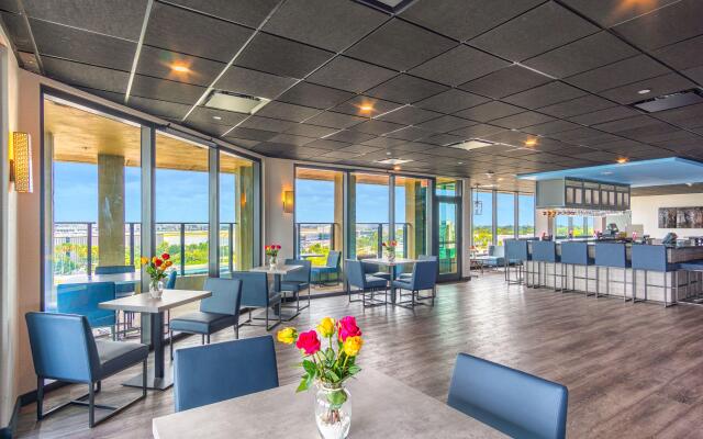 Holiday Inn Miami - International Airport by IHG