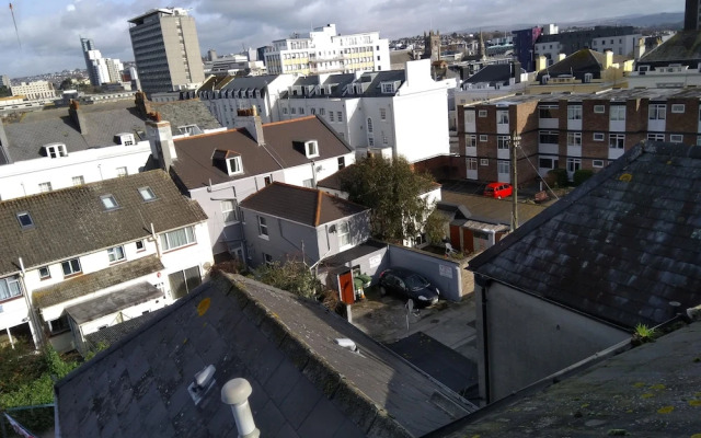 Lamplighter Guesthouse