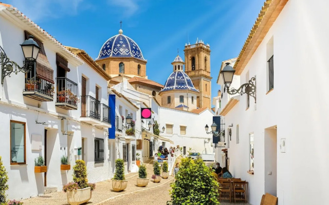 Nice Mediterranean Furnished Apartment in Altea