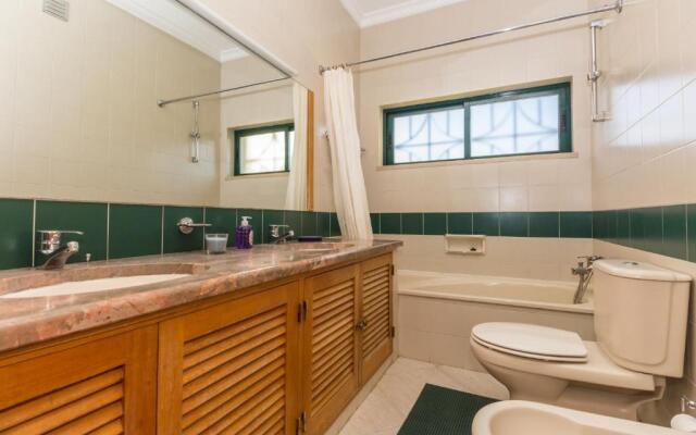 Ocean Apartment by ALGARVEMANTA