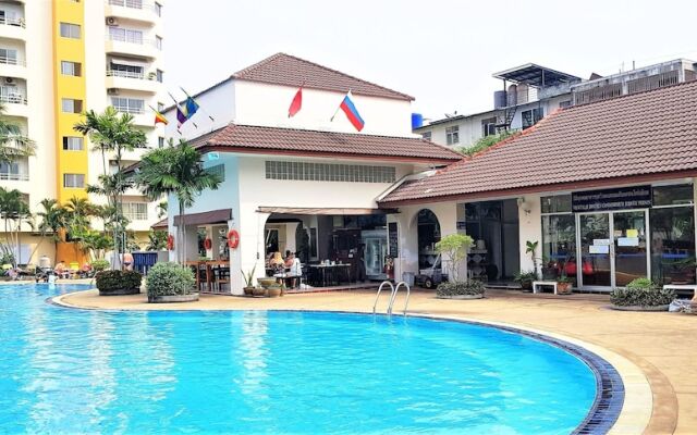 Fully Equipped Studio Apartment View Talay 1 Pattaya