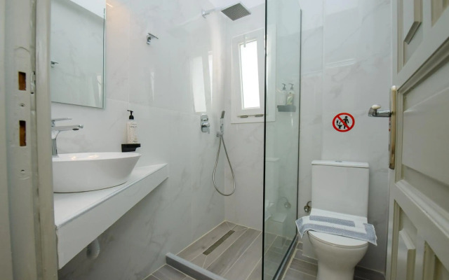 Saint Spiridon Hotel
