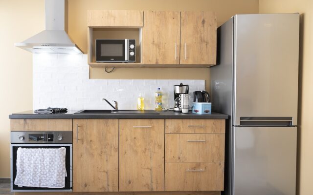 Le Fabre 1 - Agréable studio - proche hypercentre hôpital - Wifi - Parking