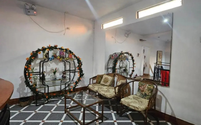 Sarisa House