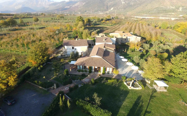 Borgo Patierno Agristor Country House