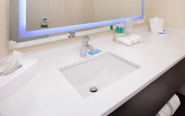 Holiday Inn Express & Suites Florida City by IHG