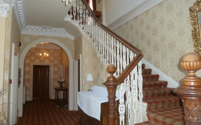 Lipton House