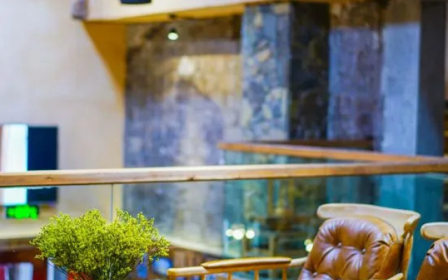 Huangshan Yijing Huizhou Intangible Cultural Heritage Homestay (Xiuli, Hongcun) – Lobby – Huangshan
