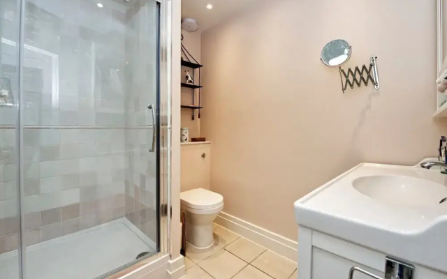 Gorgeous 4-bed House Near Museums & Hyde Park