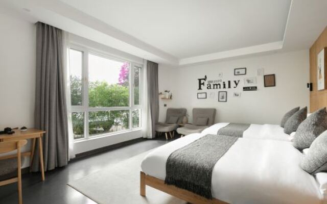 Tengchong Nansu · Timeli Lakeside Yard