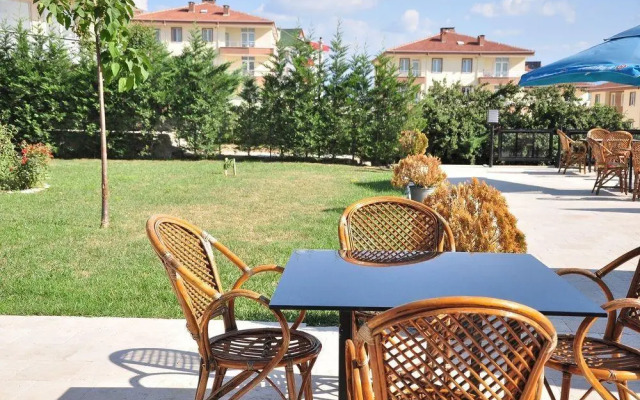Angelacoma Hotel