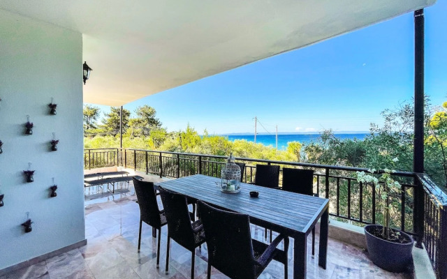 Luxury Apartment in Akti Elias Sithonia