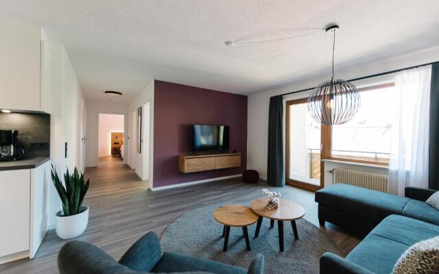 Moderne 3 Zi.-FeWo BlackForest Art Nähe Freiburg