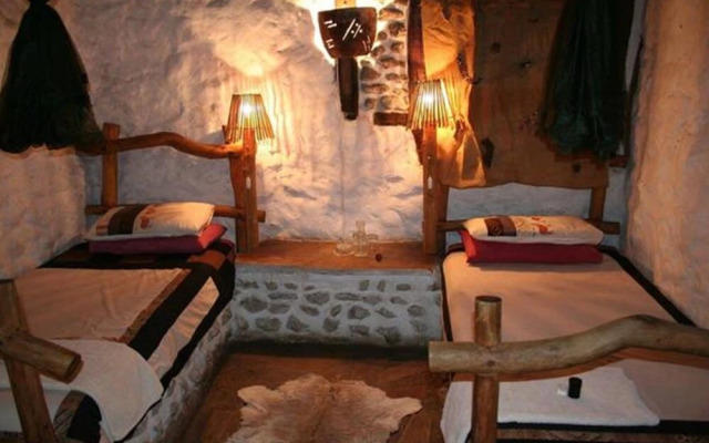 Roy's Rest Camp