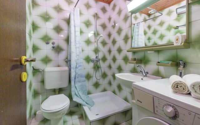 Stunning Home in Pula With Wifi and 7 Bedrooms