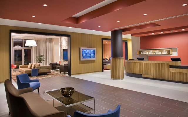 Residence Inn by Marriott Calgary Airport