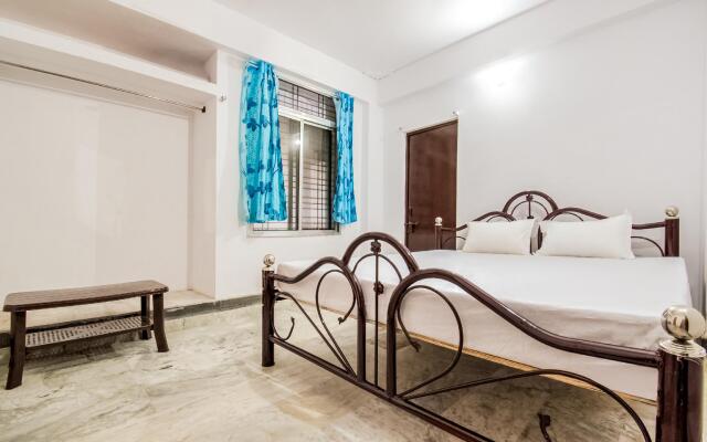 SPOT ON 49185 Hotel Rakesh International