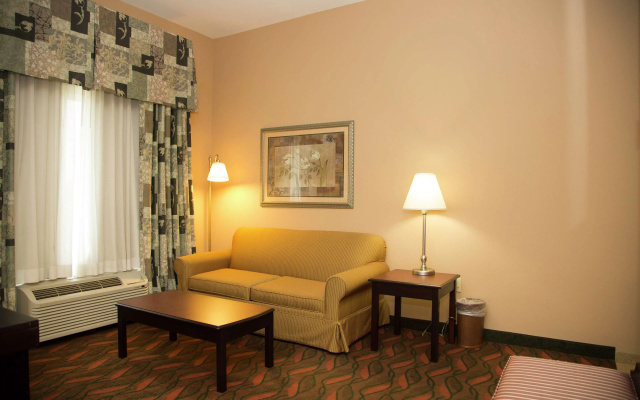 Hampton Inn & Suites Houston - Rosenberg