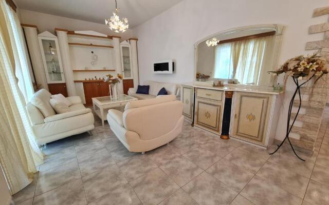 Myrtia Guest House