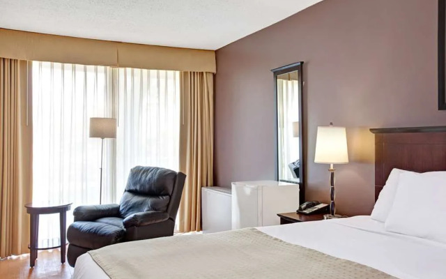 Ramada Wayne Fairfield Area