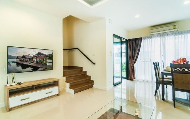 3bdr townhouse 800m from Bangtao beach