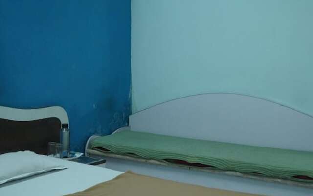 Hotel Aashish Deluxe Kolhapur