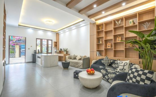 Yixiangge Homestay (Dai Ancient Town Branch)