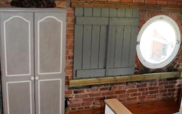 The Jockey Room Hideaway
