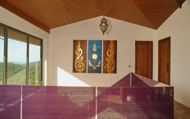 Luxury Villa Crystal Blue