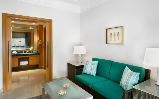 The Nile Ritz-Carlton, Cairo