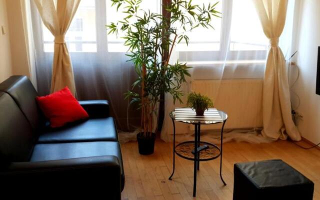 Aparthotel Old City